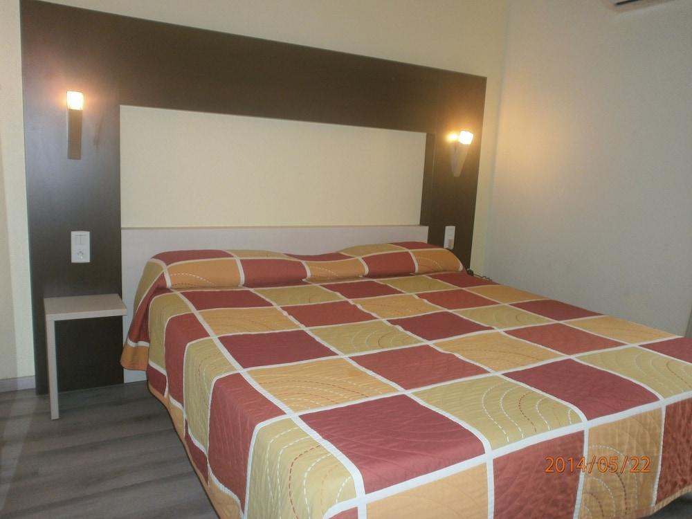 Brit Hotel Confort Helios Agde Ngoại thất bức ảnh