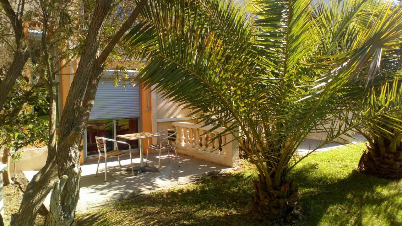 Brit Hotel Confort Helios Agde Ngoại thất bức ảnh